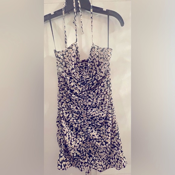 NWOT Self tie halter neck drawstring ruched floral mini dress. Size XS - Picture 2 of 3